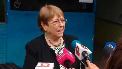   Bachelet cuestiona críticas por su opción por el En Contra: 