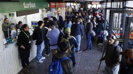   Paro de Turbus afecta a terminales de todo el país y especialmente viajes entre Santiago y Valparaíso 