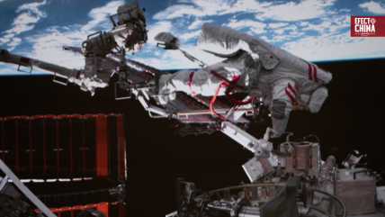   Astronautas de la Shenzhou-21 completan primera serie de actividades extravehiculares 
