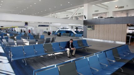   Aeropuerto de Santiago lidera ranking mundial de puntualidad en 2025 