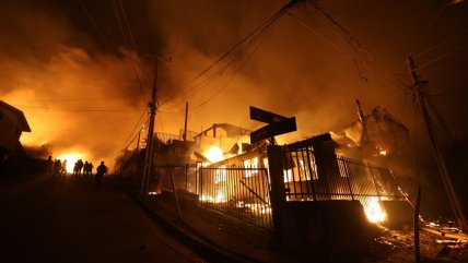   Los devastadores incendios forestales que tienen bajo catástrofe a Ñuble y Biobío 