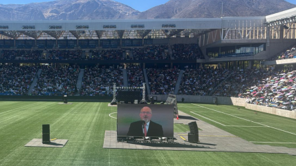   El Claro Arena se repletó en multitudinaria actividad de Testigos de Jehová 