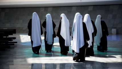   España: Al filo del desalojo, monjas excomulgadas abandonaron su convento 