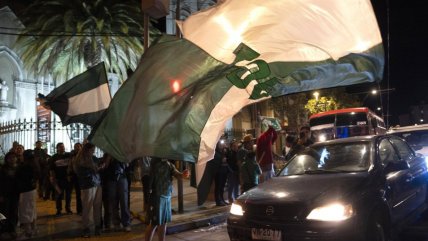   Otra mirada: Hinchas de Santiago Wanderers celebraron el título en las calles de Valparaíso 
