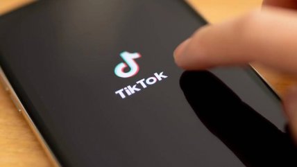   Familias de Francia denuncian a TikTok por suicidios o trastornos mentales de adolescentes 